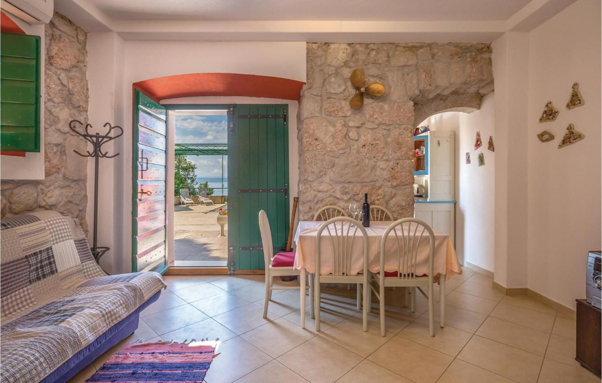 Awesome Home In Podgora With Kitchen Dış mekan fotoğraf