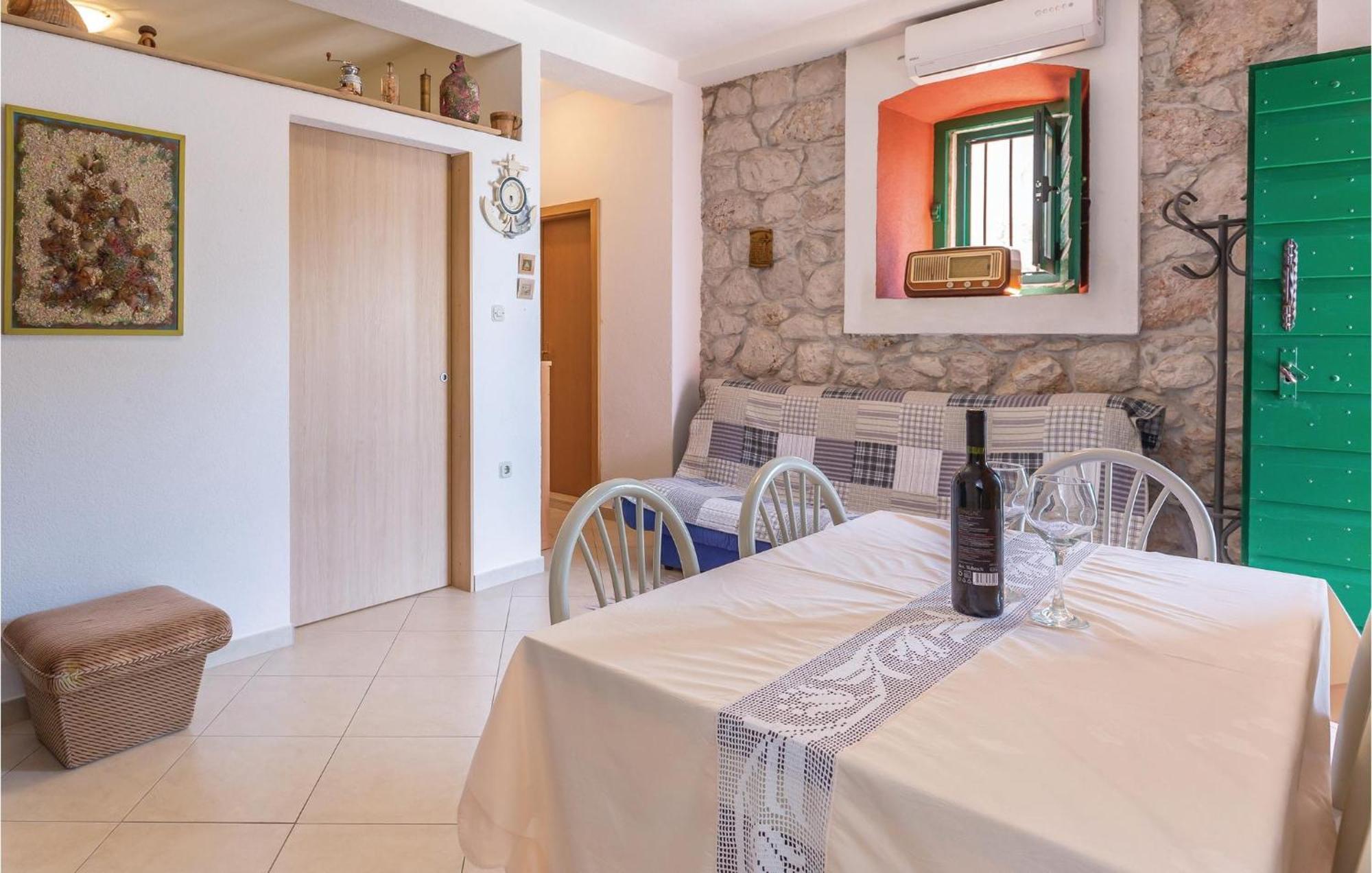 Awesome Home In Podgora With Kitchen Dış mekan fotoğraf