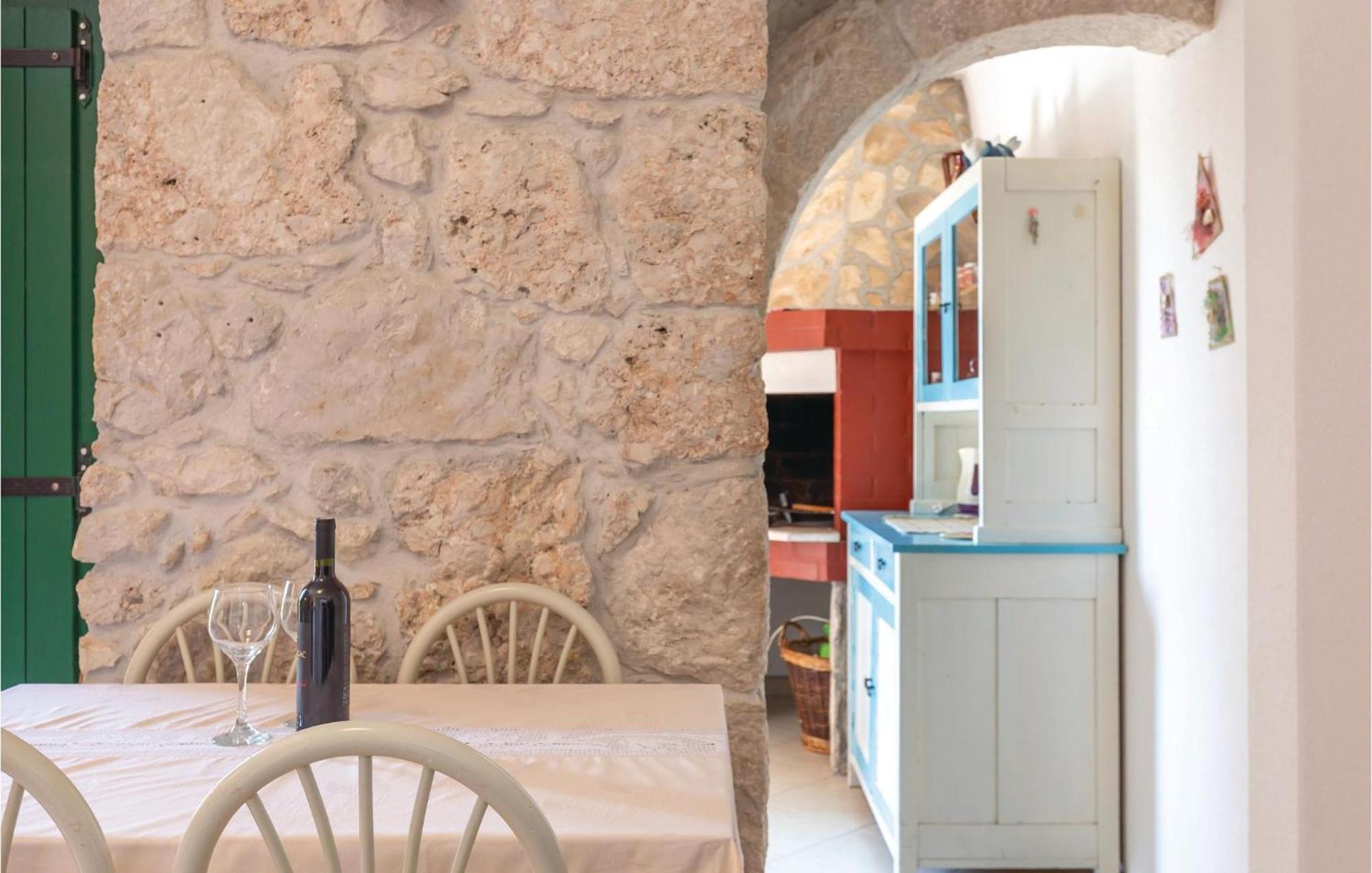 Awesome Home In Podgora With Kitchen Dış mekan fotoğraf
