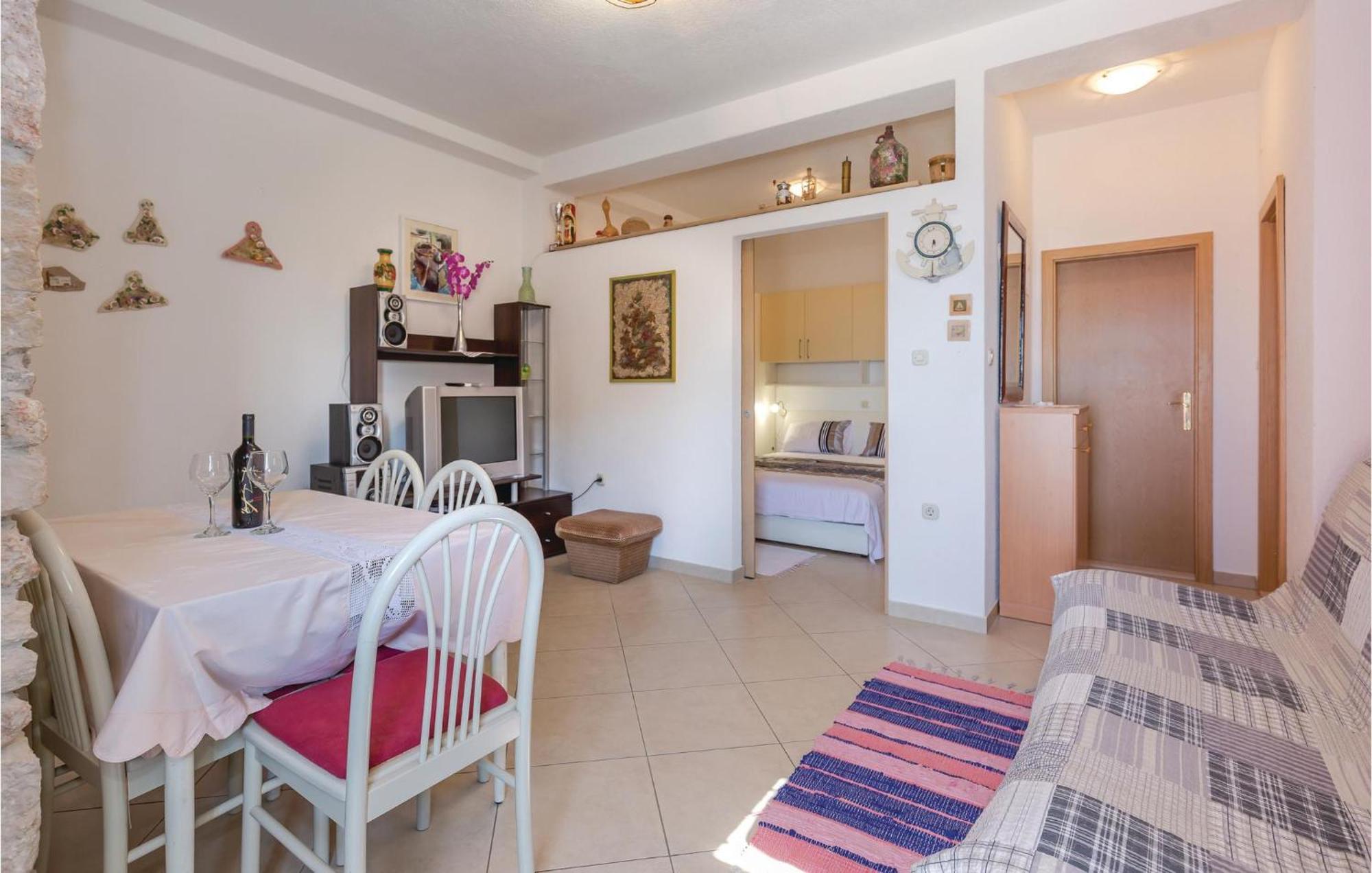 Awesome Home In Podgora With Kitchen Dış mekan fotoğraf