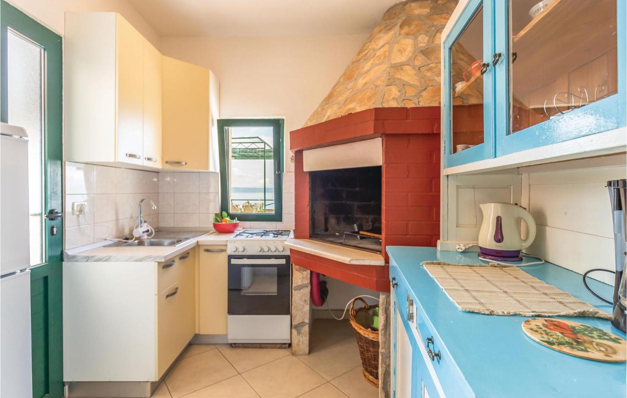 Awesome Home In Podgora With Kitchen Dış mekan fotoğraf
